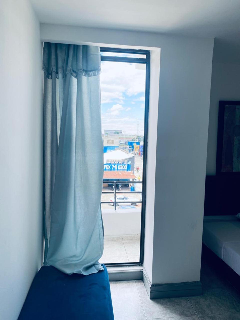 Hotel Lions Armenia (Quindio)