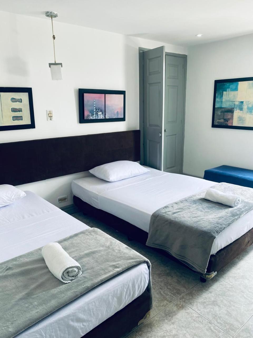 Lions Hotel 4*